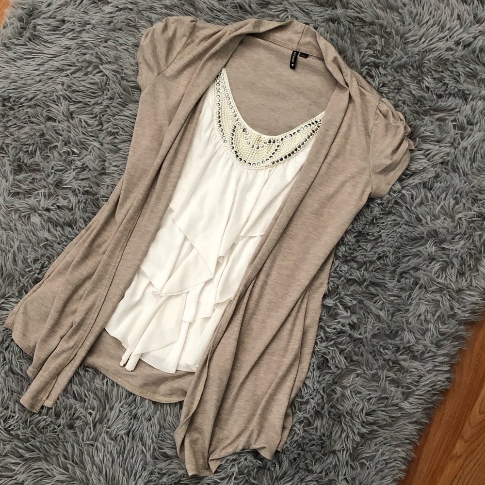 Cute blouse